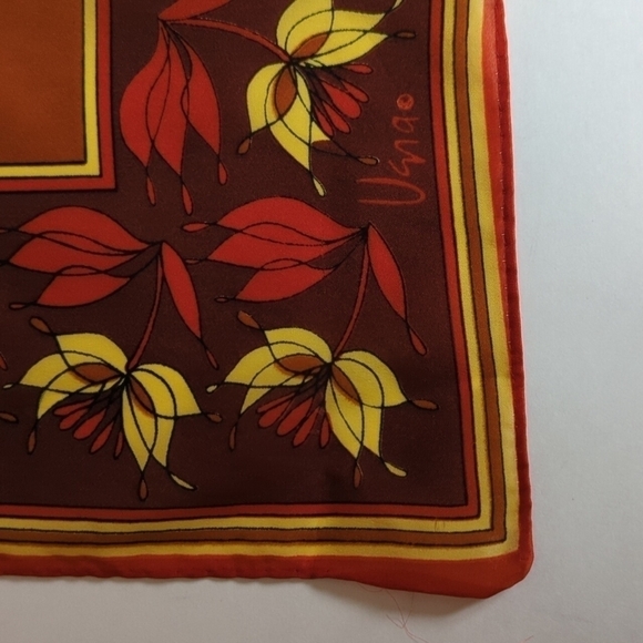 Vera Vintage Scarf Floral 100% Polyester Made in Japan Floral Fall Colors - Picture 3 of 8